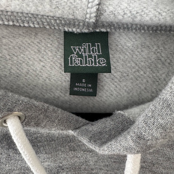 Women’s Small Wild Fable Cropped Hoodie - Picture 2 of 3